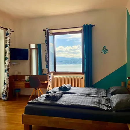 Alojamento de Acomodação e Pequeno-almoço Angelina Cannero Riviera