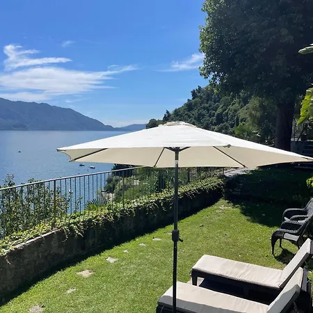 Bed & Breakfast Villa Angelina - Lake View Dreams 3*