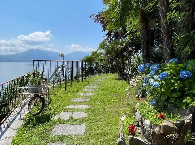 Angelina Nocleg ze śniadaniem Cannero Riviera