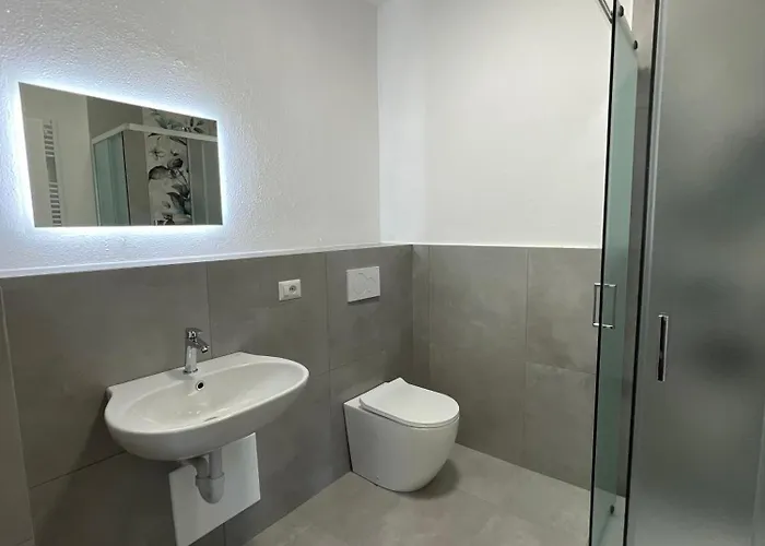 Angelina Bed & Breakfast 3*