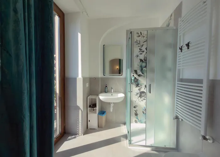 Angelina Bed and breakfast 3*